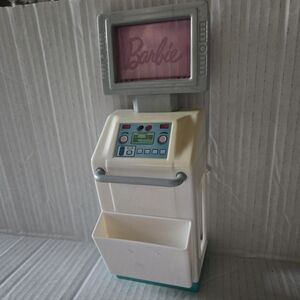 Mattel Barbie Fast Cast Clinic X-ray Machine Toy 2020